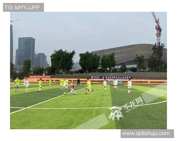 深圳足球队的耐力揭秘：从训练到比赛的全方位探索与分析